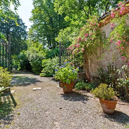 Villa Charming In With Garden And Fireplace Maggiora